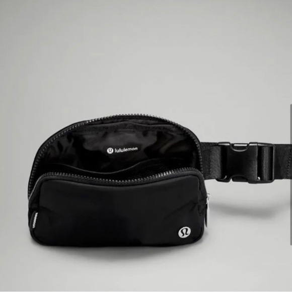 lululemon black.belt bag MAPS Everywhere Belt KW Red Label way stretch Moisture Lululemon Large Everywhere Belt Bag